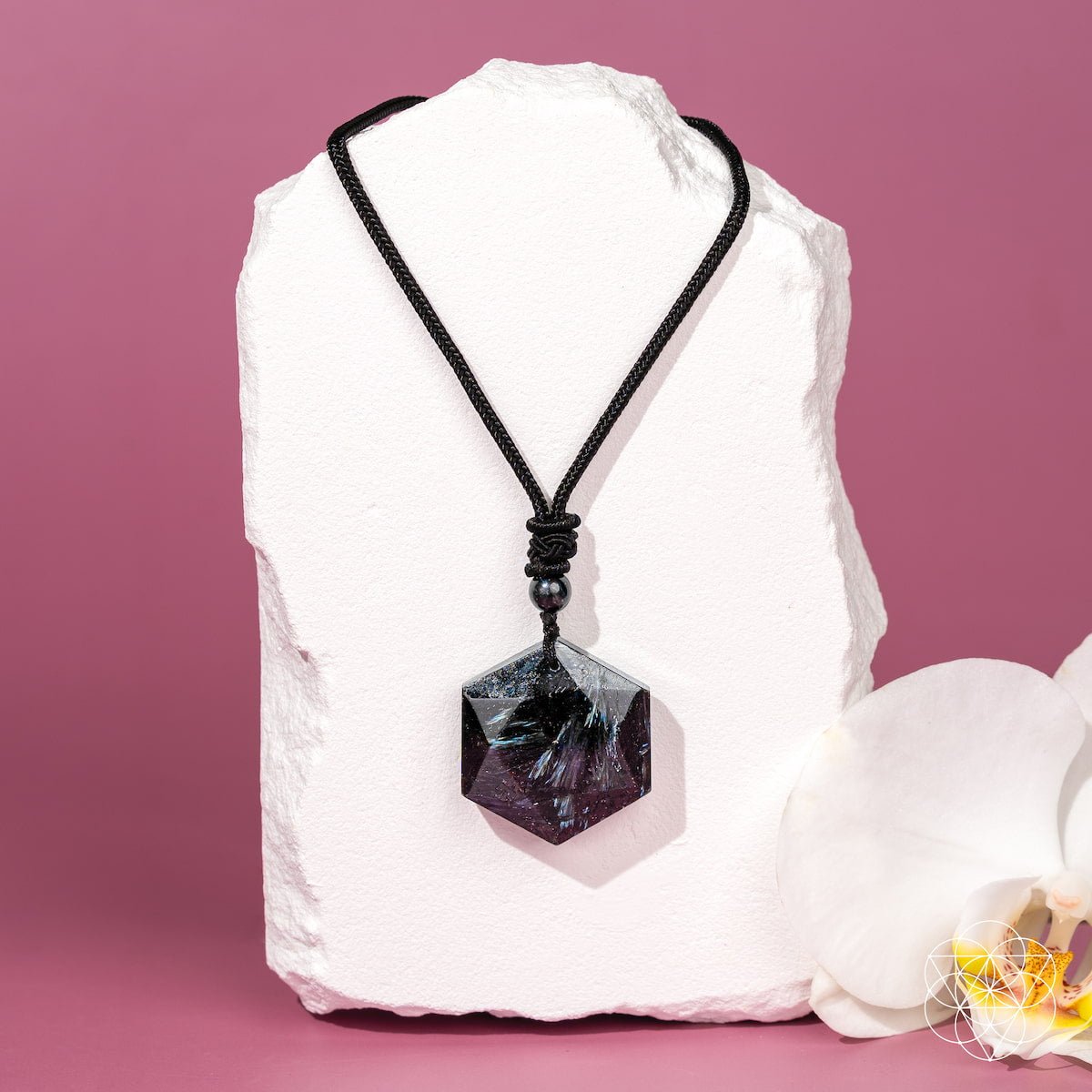 Arfvedsonite Vision Stone Pendant for Clarity